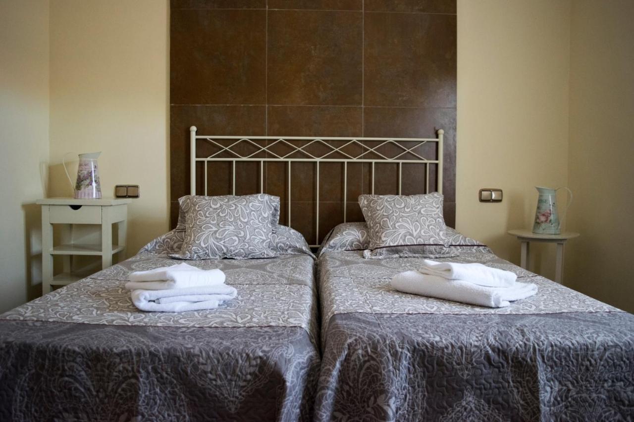Vivienda Turistica El Caneco Tordesillas Esterno foto